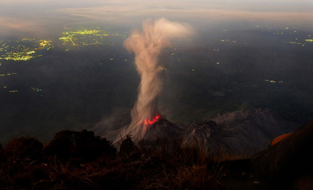 آتشفشان سانتا ماریا در گواتمالا